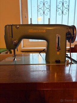 Šijací stroj Minerva