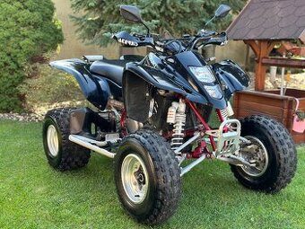 Suzuki LTZ 400 ŠPZ-biele