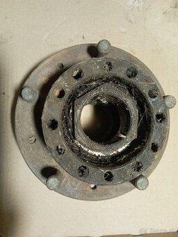 Náboj kolesa GAZ, uaz