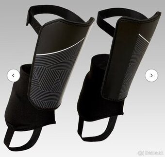 Futbalove chranice pistal a kotnikov