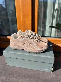 New Balance 204L Mushroom Arid Stone