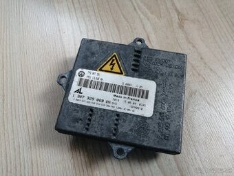 Jednotka xenonu 1307329068 7M3907391 YM2113L028AA