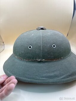 Vietnamská vojenská prilba