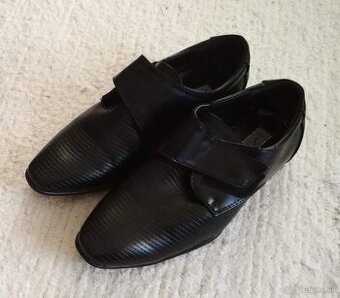 Chlapčenské topánky na 1sv. prijímanie /36