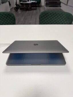 Zaruka MacBook Pro 13 M1 CTO 16gb ra, 512gb ssd