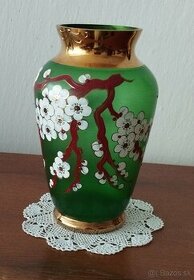 Starožitná sklenená váza