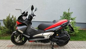 Aprilia SR Max 125