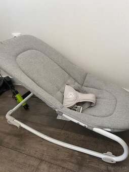 Hojdacie kreslo pre babatko