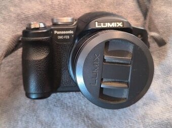 Predám digitálny fotoaparát Panasonic Lumix DMC-FZ8