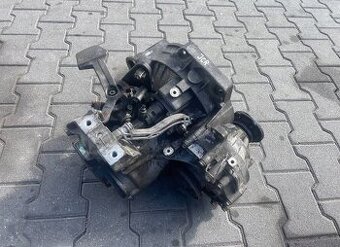 Prevodovka 1.9 TDI 77kw 5.st manuál JCR