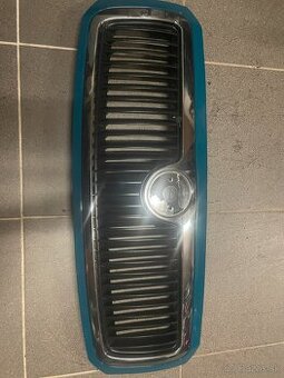 Predám originál prednú masku na Škoda Fabia 1 v zelenej