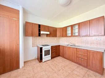 TERASA - POVAŽSKÁ 2 IZBOVÝ BYT TOP INVESTÍCIA 58 M2.