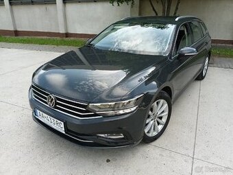 VOLKSWAGEN PASSAT B8 1,5TSI/110KW DSG7 83 000 KM MODEL 2021