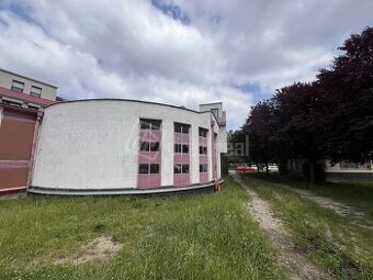 Garáž 16m2 s automatickou bránou v Garážovom dome, P…