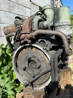 Mercedes Motor