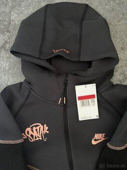 Nike techfleece x syna