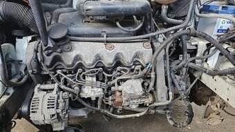 KOMPLETNÍ MOTOR 2.5TDI AJT