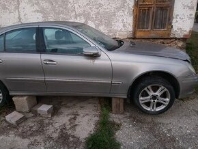 Mercedes W 211 320cdi 4 matic - 1
