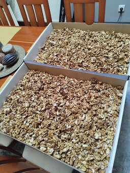 Predám vlašské orechy