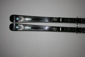 lyže rossignol 163cm s drevenym jadrom