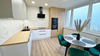 Priestranný moderne zrekonštruovaný 2 izb. byt Ovručská ul.