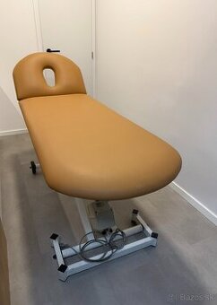 Masérsky elektrický stôl / lehátko značky RESI CZ