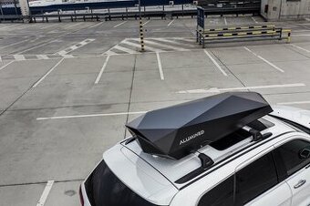 Alumined strešný box