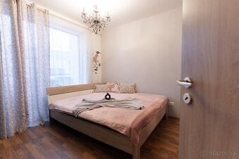 Moderný 3 izbový byt s dvoma balkónmi, Hviezdoslavov