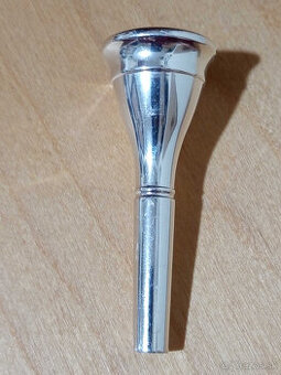 nátrubok pre lesný roh