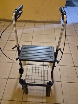 Chodítko pre seniorov