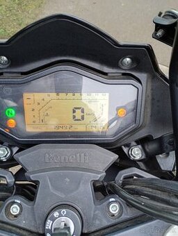 Predám Benelli TRK 251