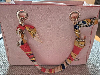 Kabelka - nosena párkrát