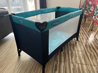 Cestovná postieľka skladacia