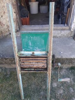 Mlincek na hrozno retro