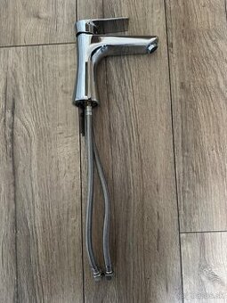 Novaservis Algeo Square