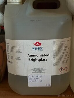 Čistič skla Amoniated bright glass