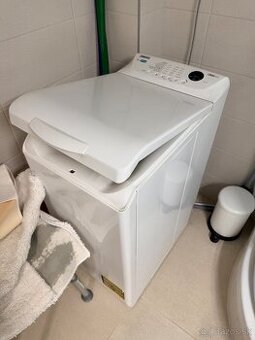 Pracka Zanussi zvrchu plnena slim