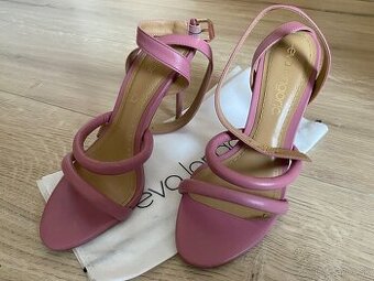 Predam damske spolocenske topanky Eva Longoria