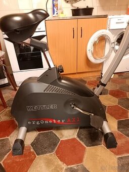 Stacionárny bicykel