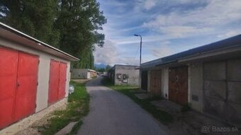 Pozemok pod garáž alebo dvojgaráž v Rajci