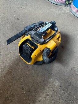 Predám vysávač baterkový dewalt