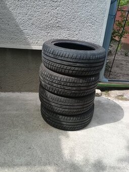 Predám 205/55/r16 letné pneu