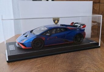 Lamborghini Huracán STO | MR Collection 1/18
