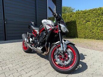 Kawasaki Z900 4702km