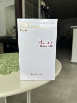 Parfém Maison Francis Kurkdjian Baccarat Rouge 540
