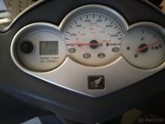 Predám Honda Dylan 125