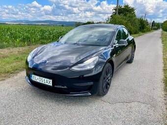Tesla Model 3 LR + zimné gumy, odpočet DPH