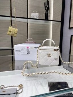 Chanel Vanity kabelka