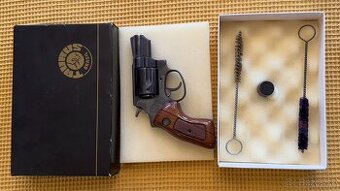 Revolver Taurus 38 Special, model 85S