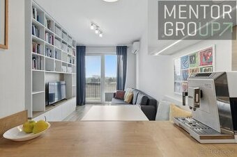 REZERVOVANÉ - Na predaj štýlový 1 - izbový byt v Slnečniciac